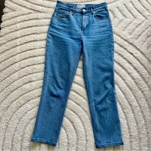 Everlane The Original Cheeky Ankle Jeans
Organic Cotton 25S